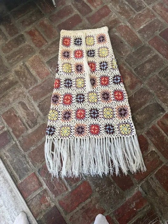 ⭐️POL Fringed Granny Square Crochet Skirt⭐️ - Picture 2 of 6